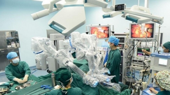 手術(shù)機(jī)器人再度“升溫“，市場前景已現(xiàn)雛形