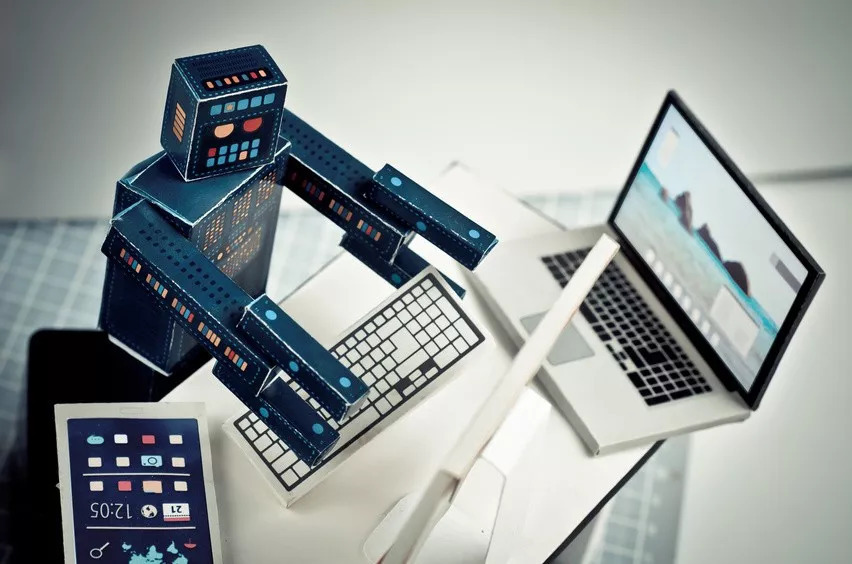 翻譯們，顫抖吧！三年內你很可能被AI砸了飯碗！