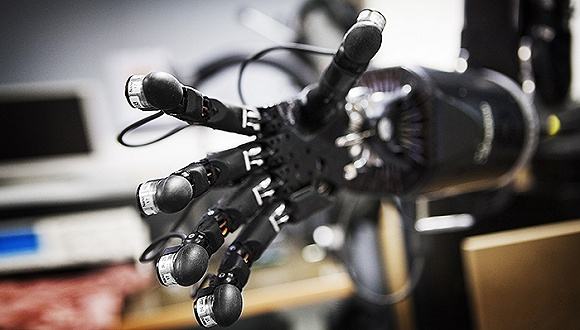 城市福音！汽車行業(yè)深度應(yīng)用，解決停車場停車難問題！