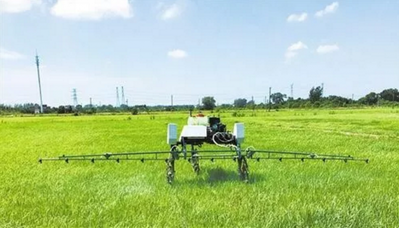 種地養(yǎng)雞不用人，機(jī)器人大軍來(lái)襲！